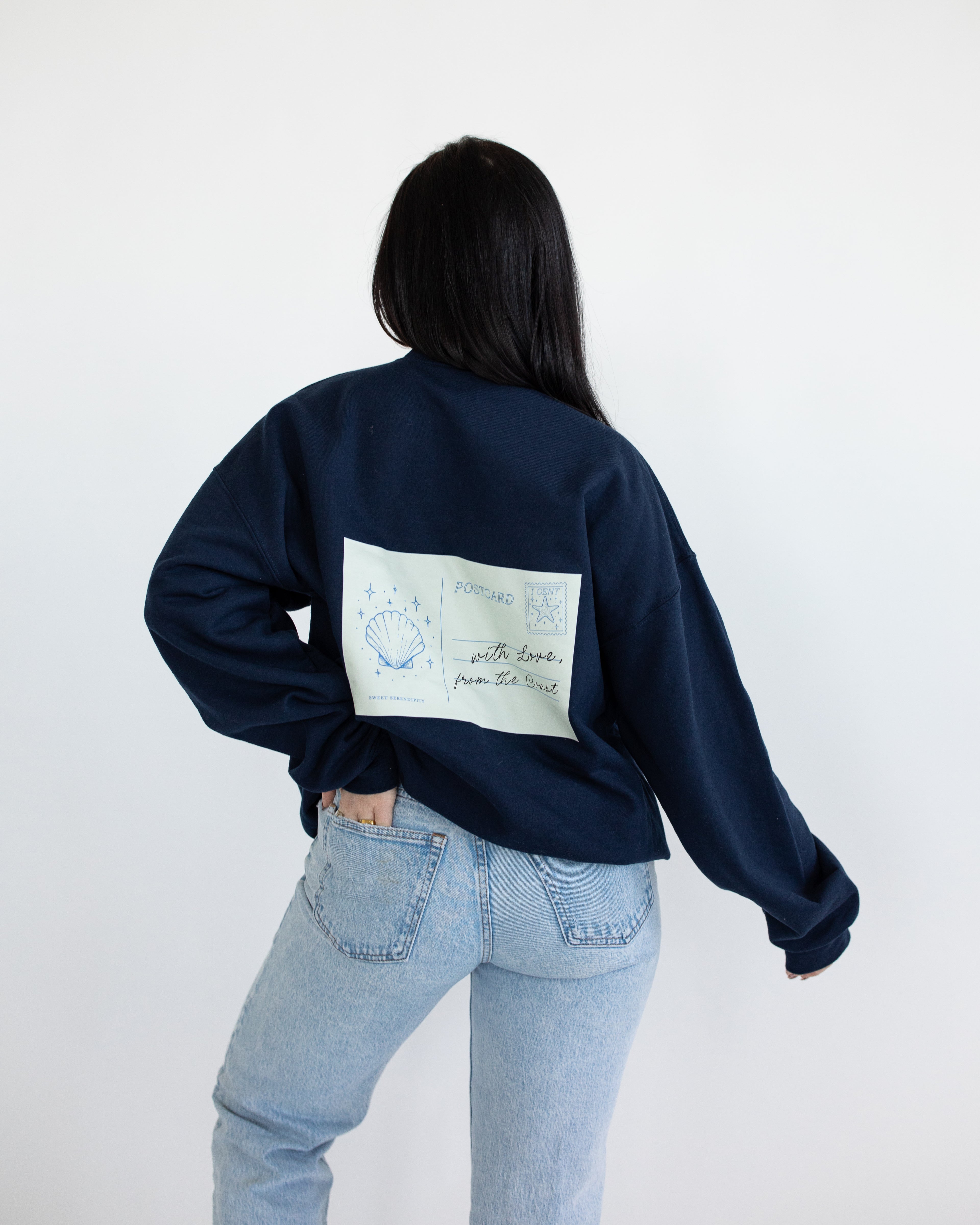 COASTAL POSTCARD CREWNECK