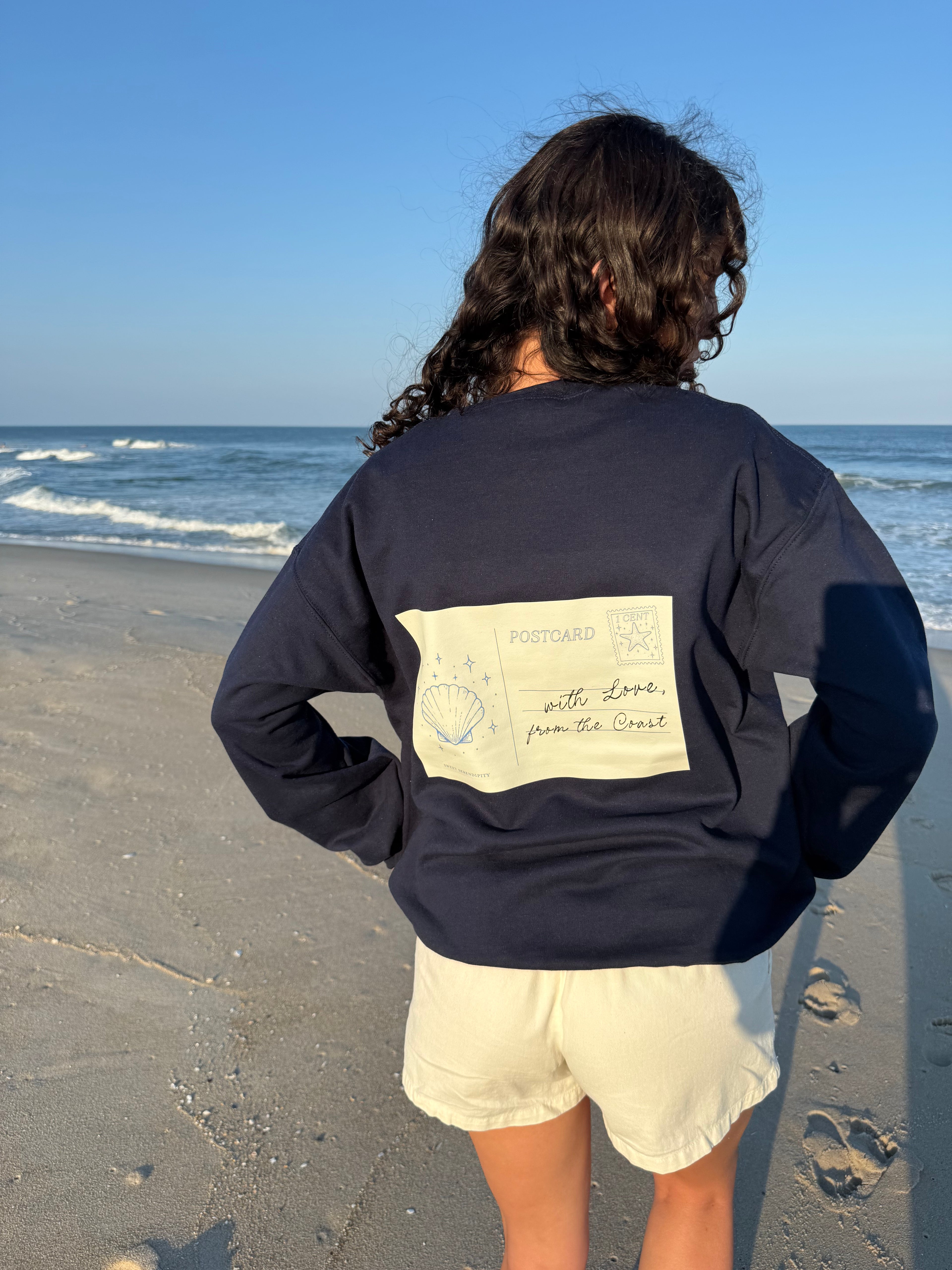 COASTAL POSTCARD CREWNECK
